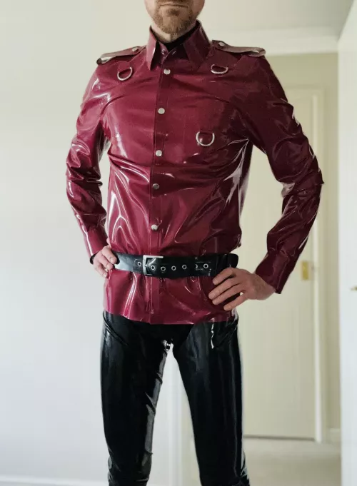 Even when working from home, it’s important to put in the effort to dress smart. Wouldn’t you agree?