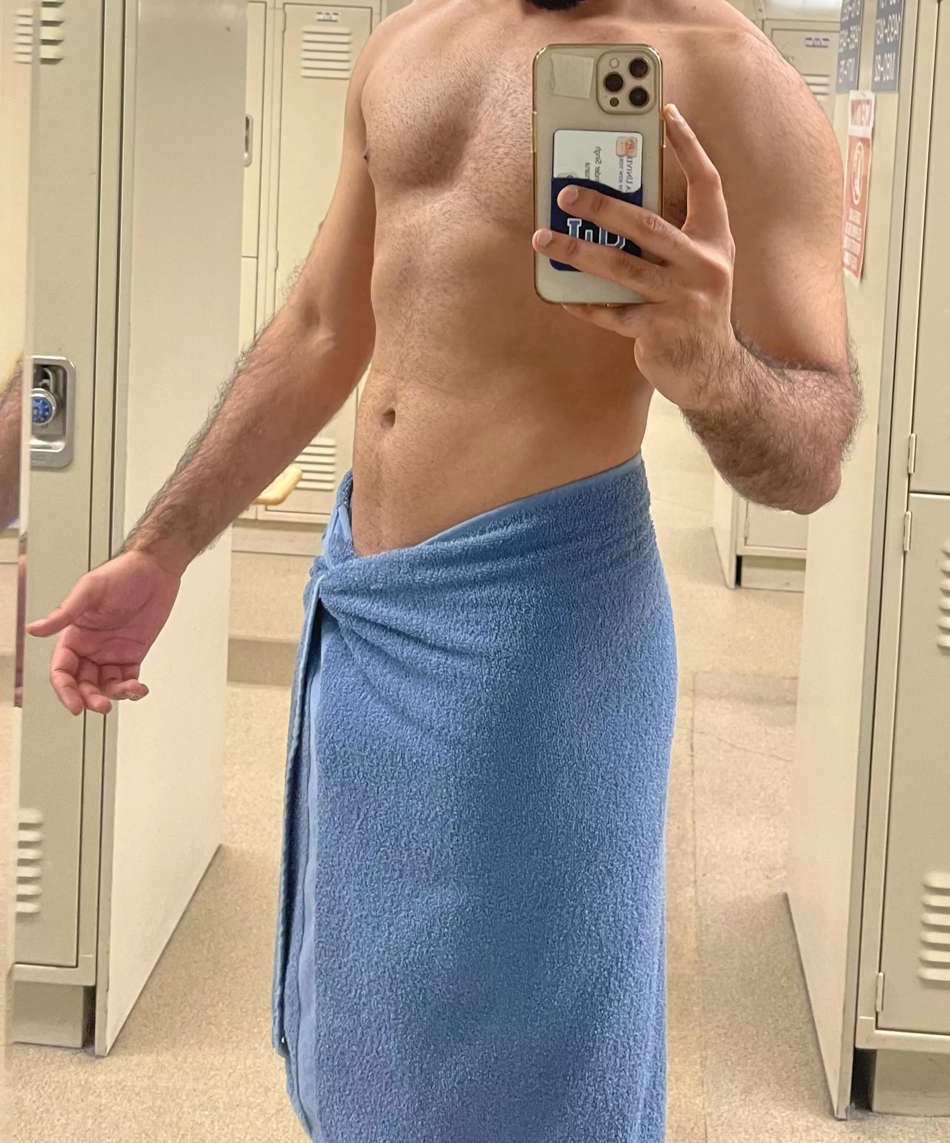 GH open in Manhattan any str8, bi-curious guys looking for some head or want their BWC cock worshipped