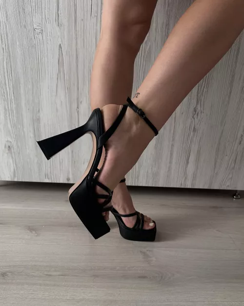 I wear heels with great pleasure