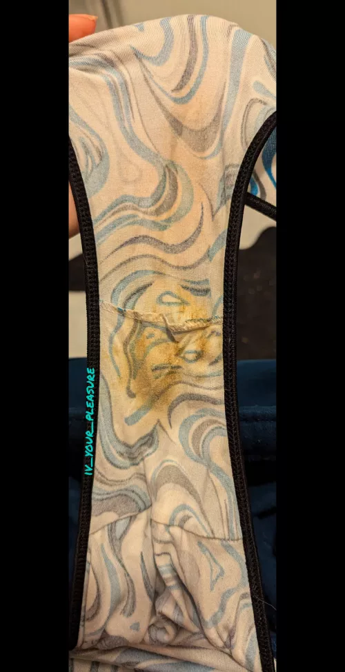 It's final form lol Vacuum sealed these up still damp just a bit ago - 3 days, 2 no shower, skids, and came in them. Don't miss out on this tasty treat ;)