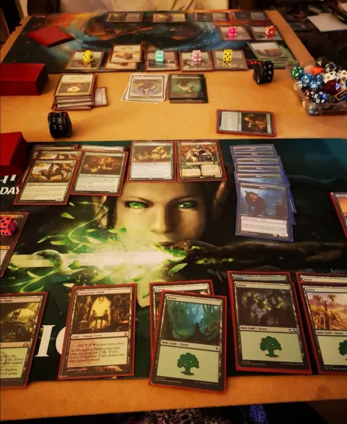 Playing at your own leisure in just your underwear will always be my favourite way to play magic! 😜❤️