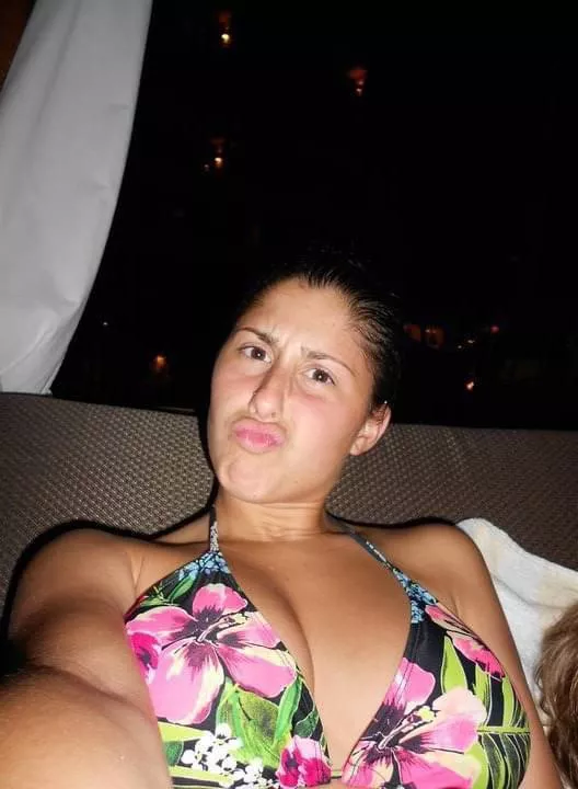 So Horny and down to be eaten like a yummy taco