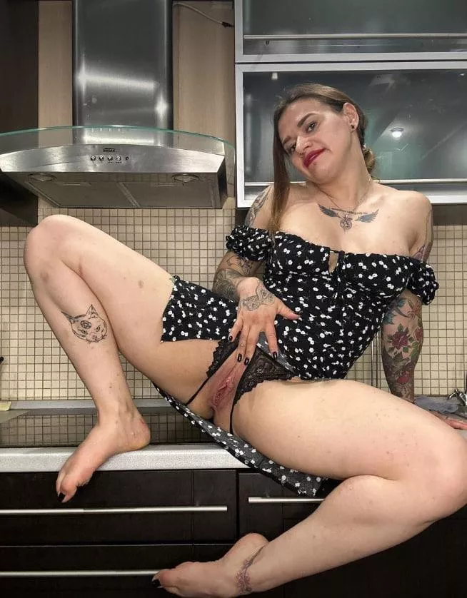 This panties was made for easy access and LOTS of teasing