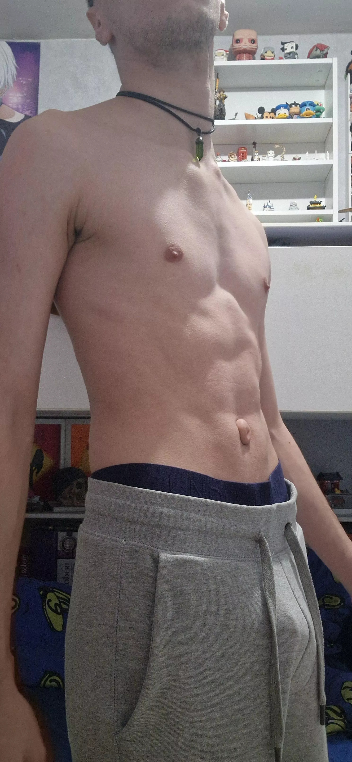 Wanna see what's behind this bulge ?