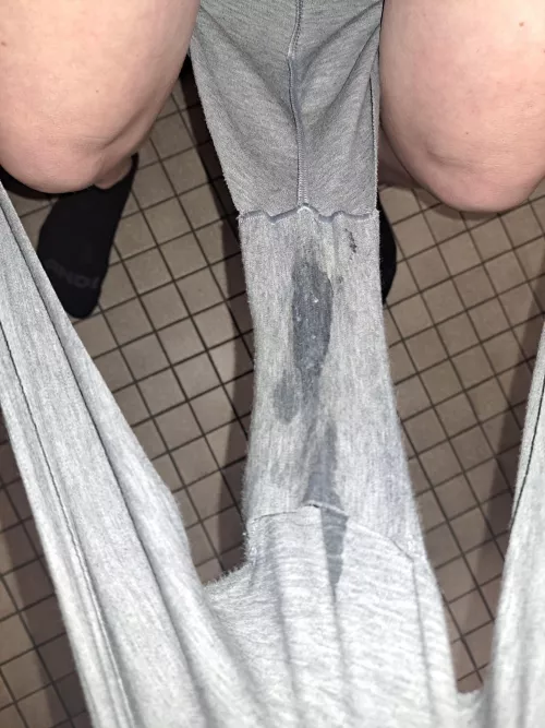 Who wants to get their naughty paws🐾 on my creamy,milky drawers?! ✌️ 