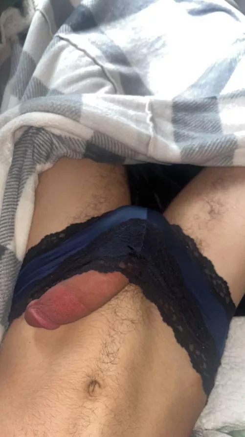 19 lemme be your sissy