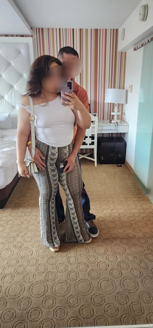 30mf4mf looking for a couple to hang out with and more on October 19th 