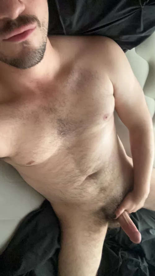 31 horny af, been edging for a while. Wanna help me cum? Jaynon1261