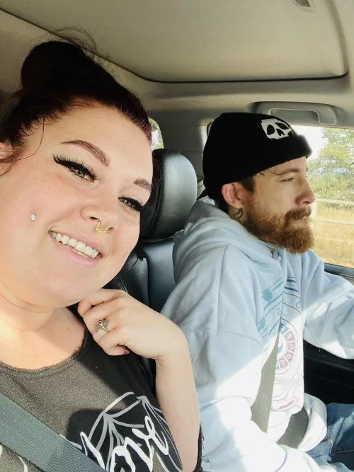 31/34 [MF/F] couple looking for 🦄 in Heyburn area or surrounding areas.