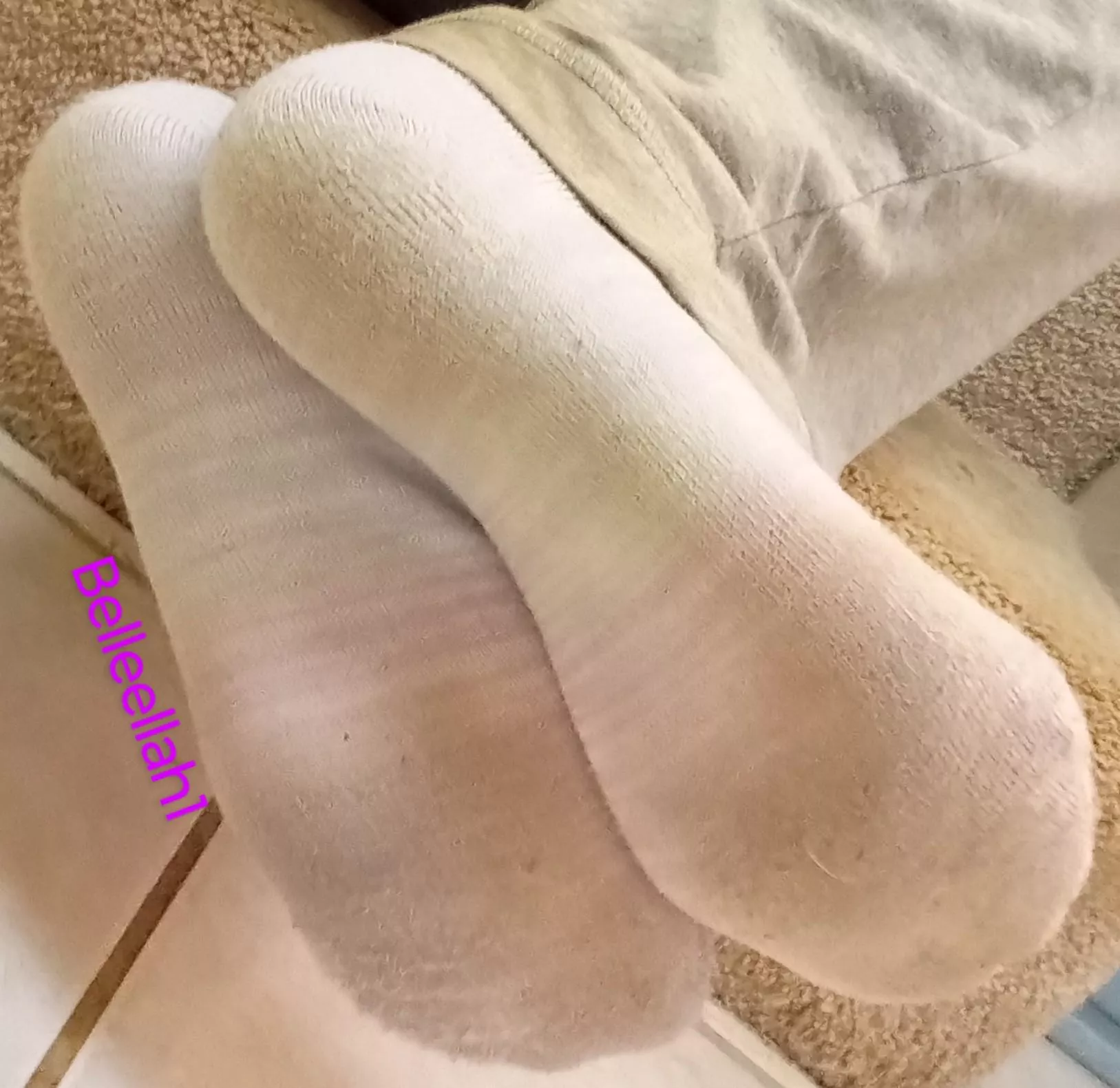 6 day worn socks ready to ship to you! Message me to make them yours [f]