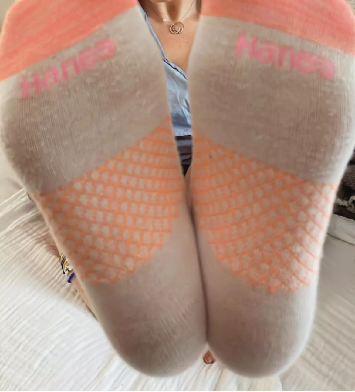 And who am I wearing these for? 😊 [F] 