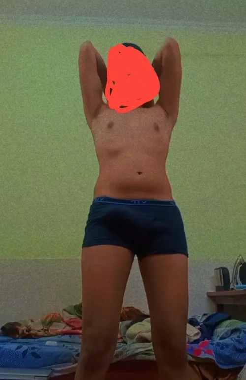 Any dom here into kinks like blackmaiI and exposure hmu 20year old sub this 