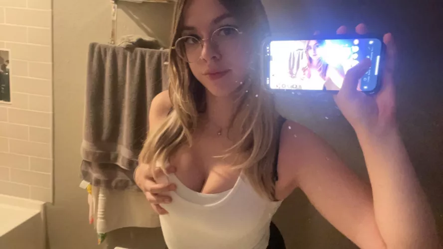 are shy girls cute? F18