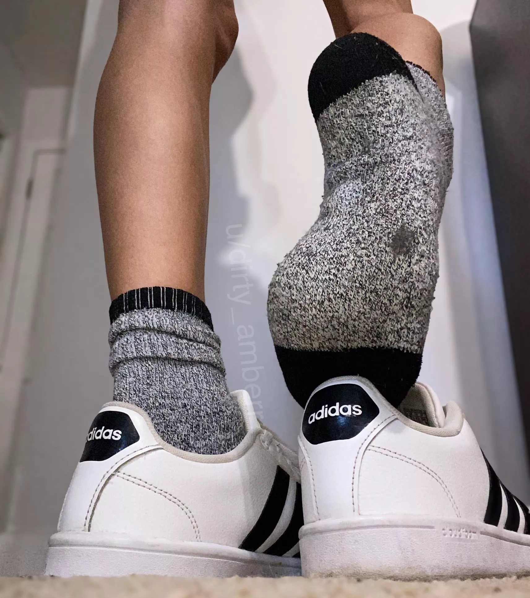 Can you remove them with your teeth? [f]