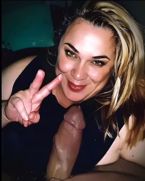 Con mi amante mientras mi esposo esta en el trabajo. 