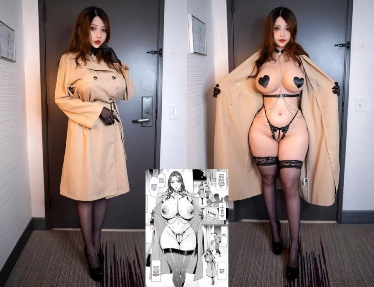 Cosplaying as a Doujin Character