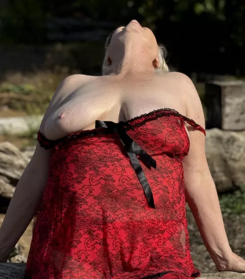 Dang I’m getting more freckles doing this outdoors 