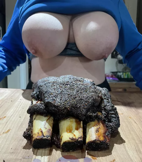 Dino Ribs and Juicy Titties!