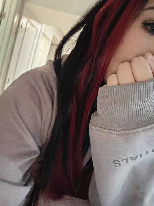 [F4M] 27 off from the grind and in the mood for some easy convo.. who’s up for a chill and some laughs