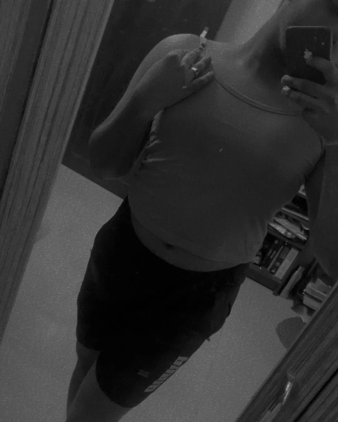 Femboy looking for mommy dom softdom