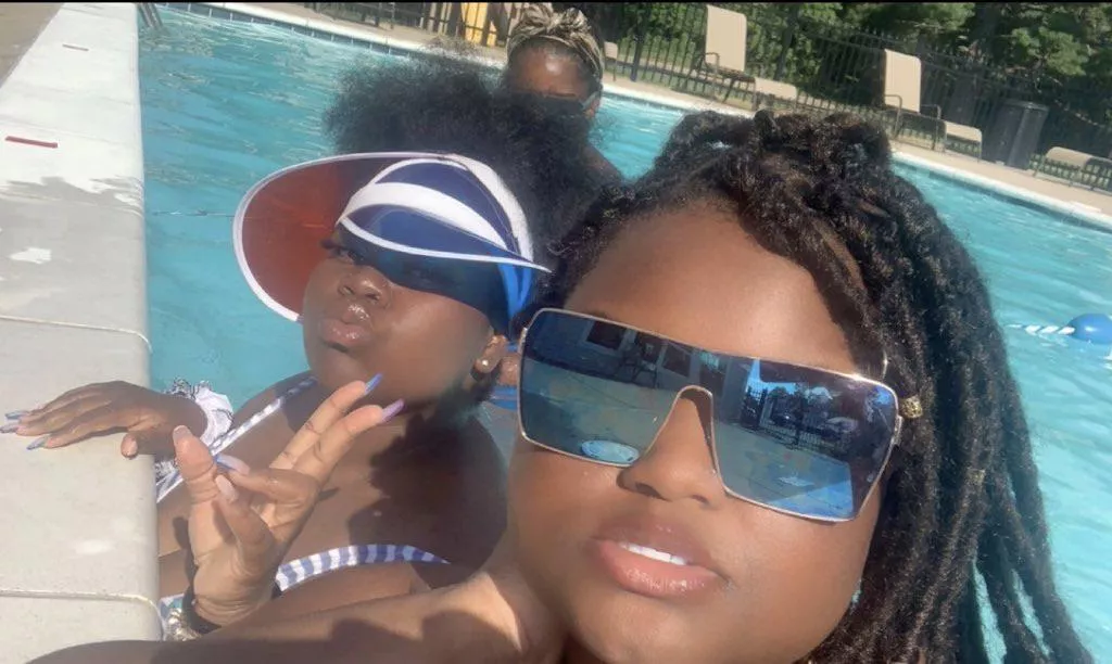 !!!!GIRLS TRIP, GIRLS TRIP!!!!….it should’ve been sub funded LAST MONTH. Can’t wait to shove it in your face 💋