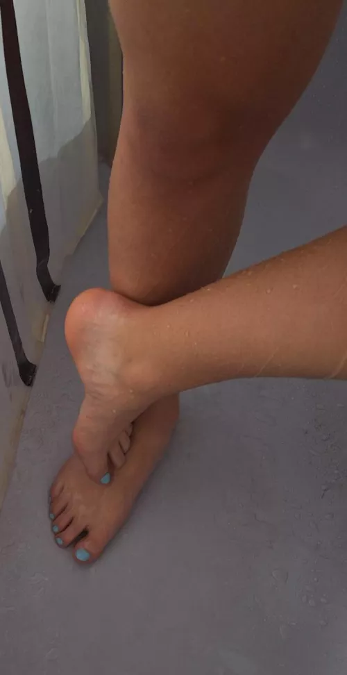 Help me now. It was a loooong day 🩵😉