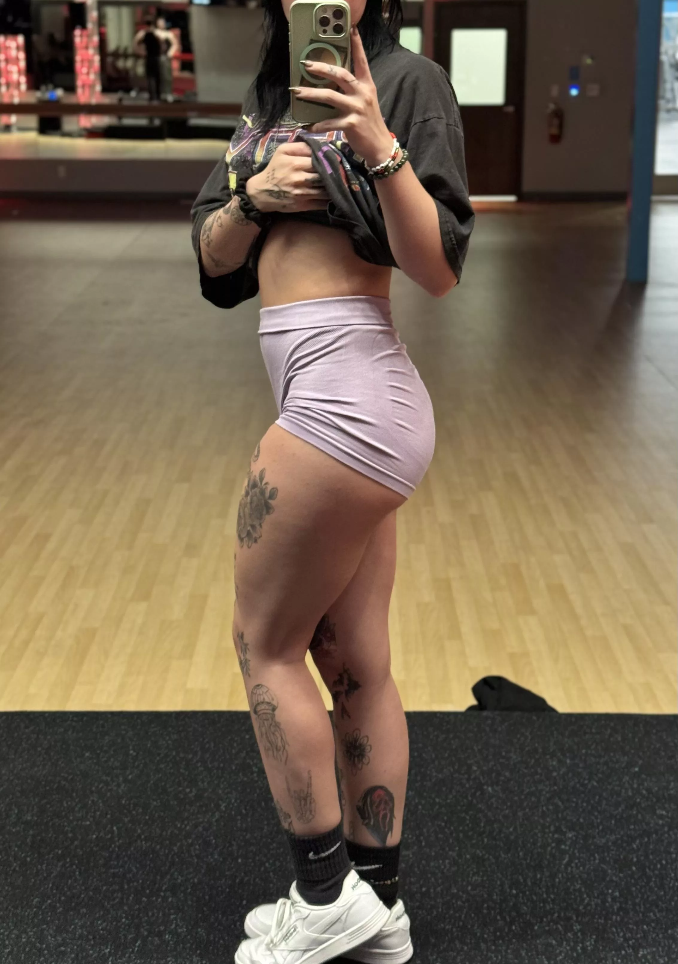 hope I didn’t distract you from work🫣