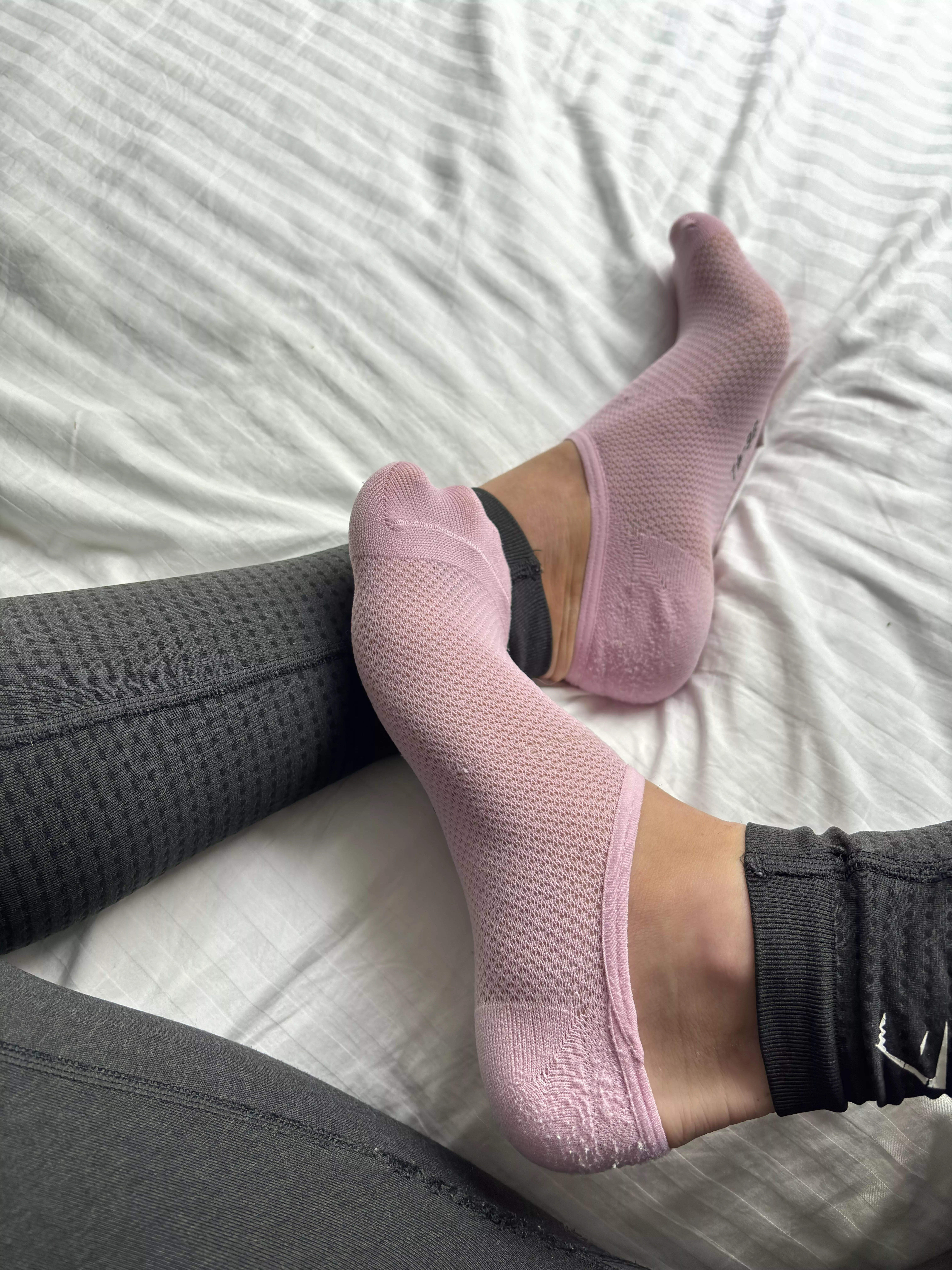 I can make you edge [F]or days with these socks 