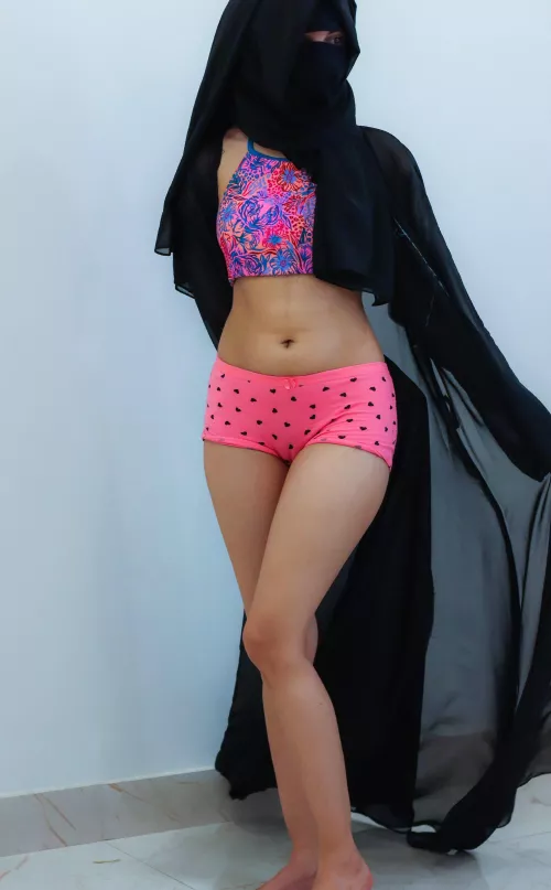 i just sent a nude to the wrong guy and i'm freaking out