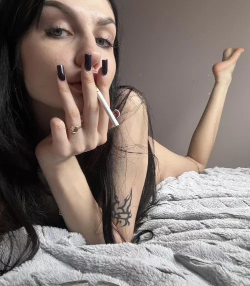 I look sexy when I blow smoke