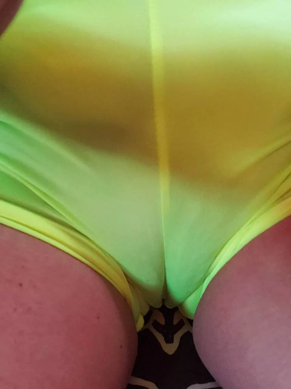 I need your tongue in the middle of my camel toe 😉👅