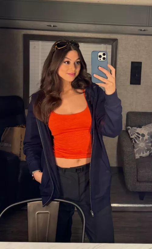 Kira Kosarin