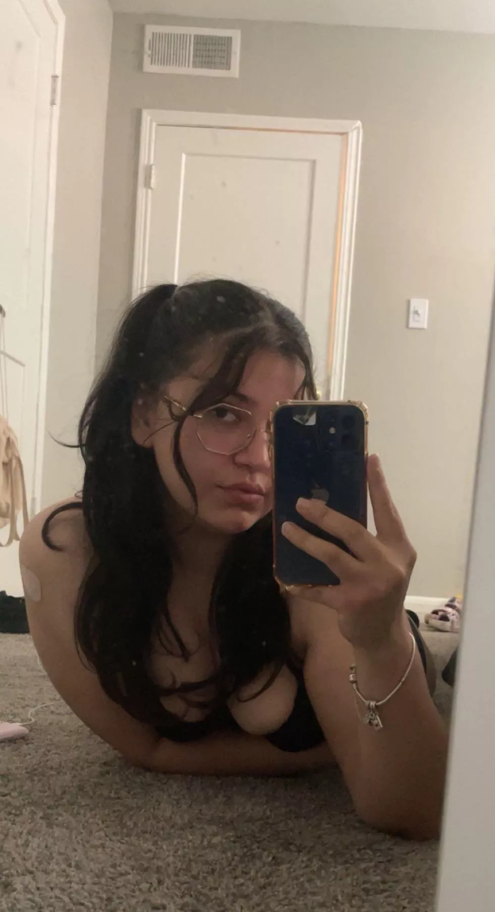 moo moo moo milk that cash into my hands. 🥱 you literally work to serve me