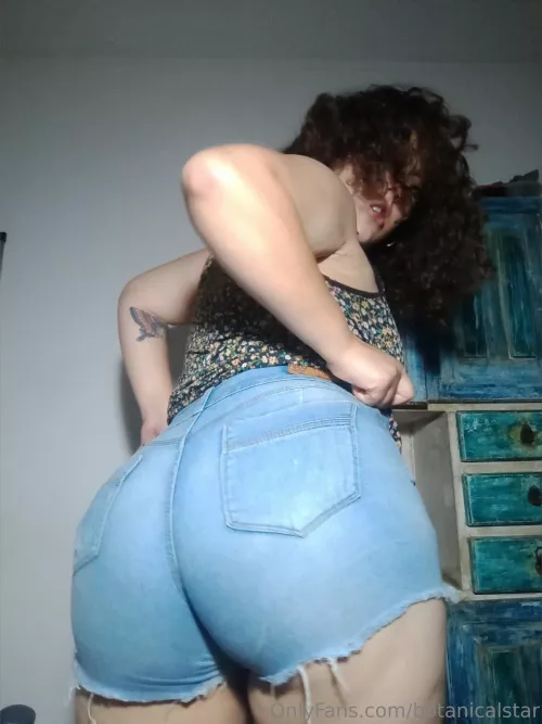 my evil ass says wrar when it wants to bounce !!!! 