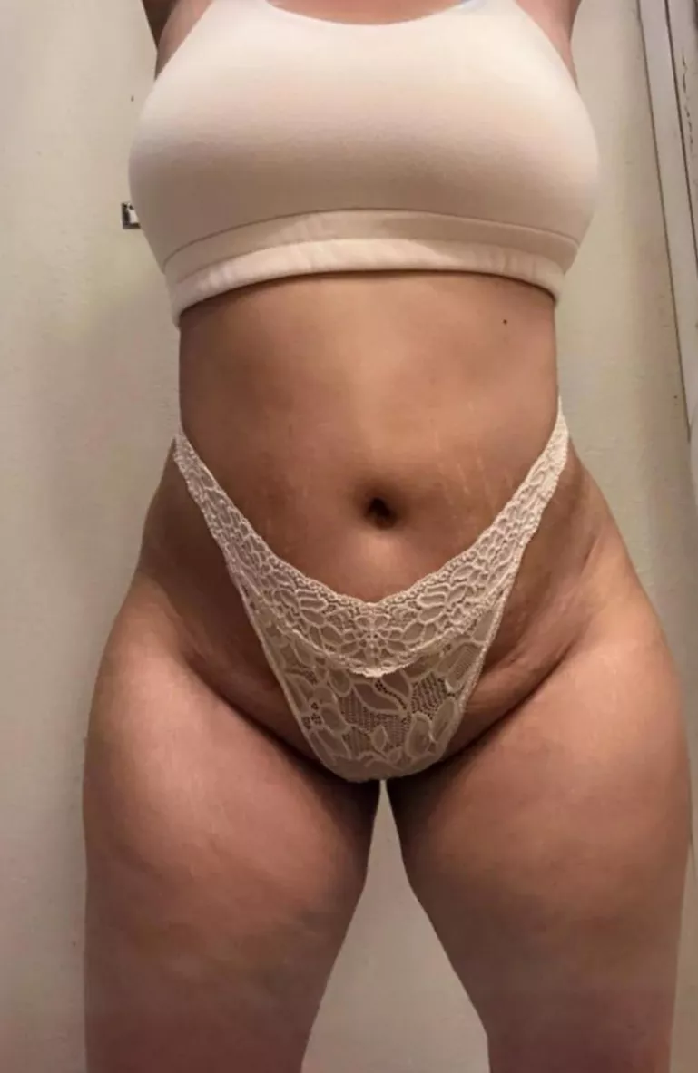 My wife looks incredible in these.