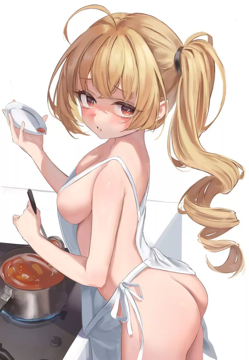 Naked Apron Lucy [ZZZ]