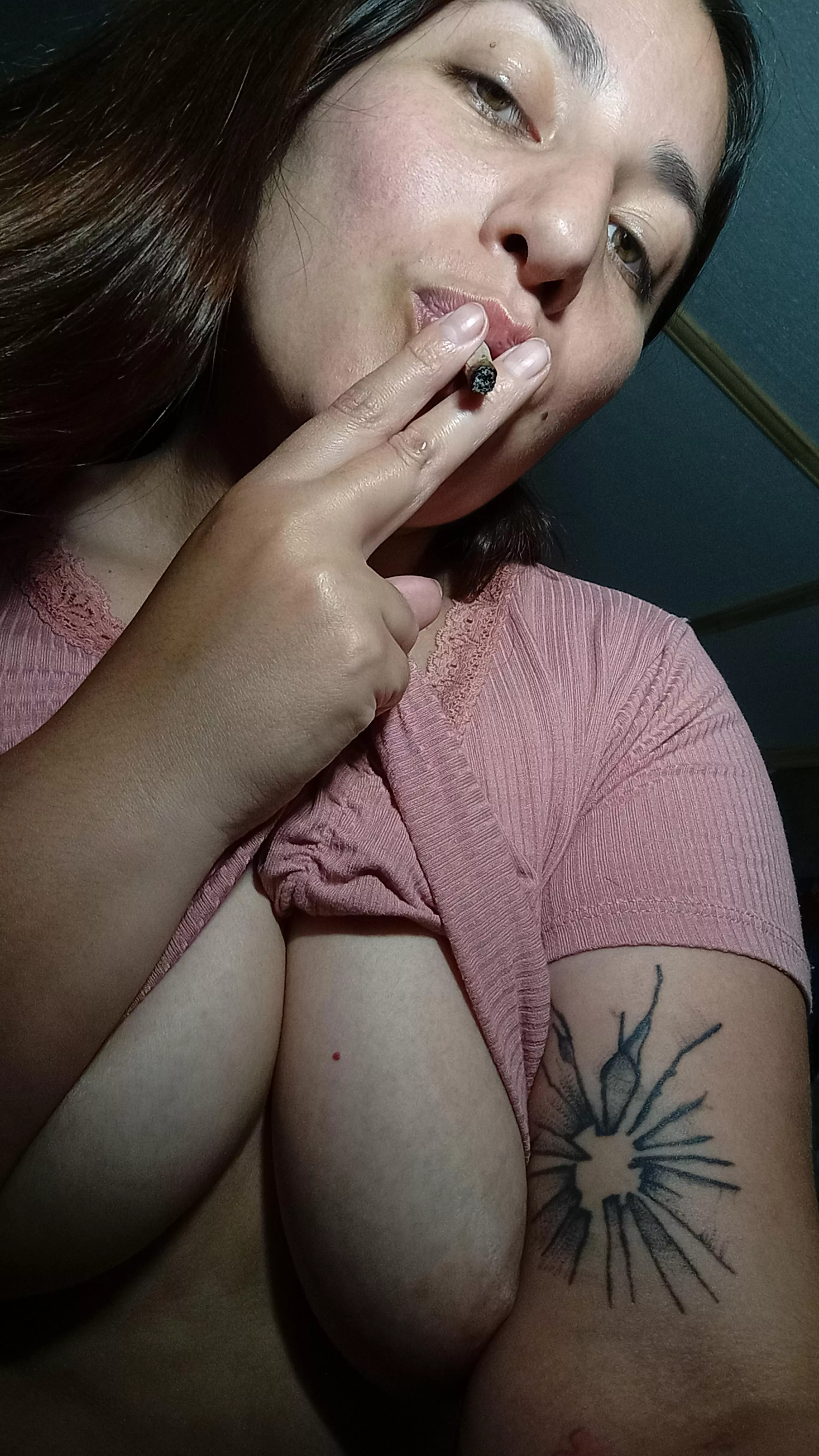 Nice day to be relaxed, don't you think? 🌿😘