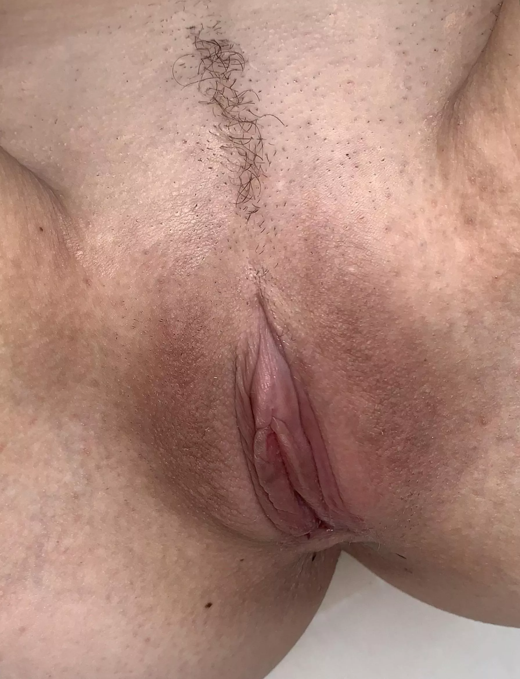 Over filled my pussy with multiple creampies
