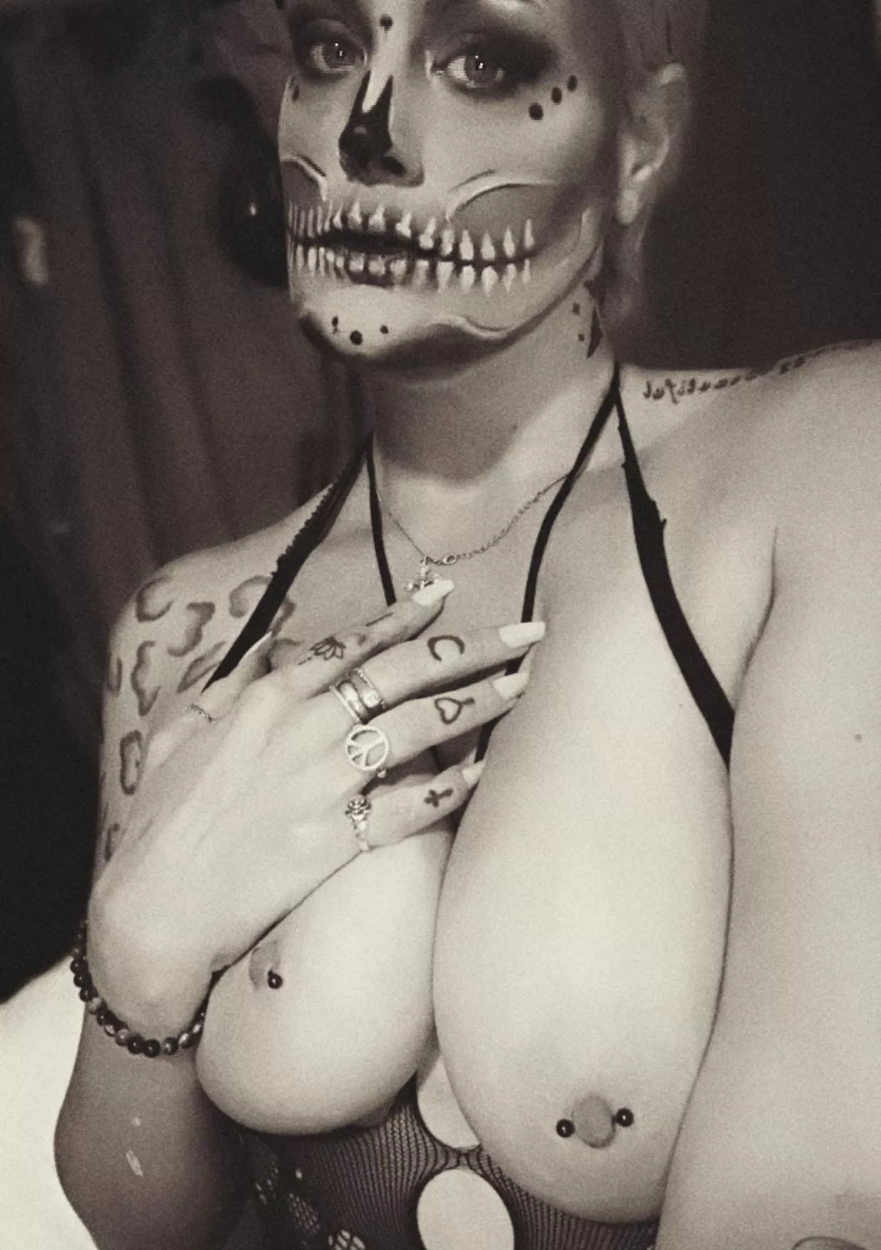 Practicing Halloween make up!!! My fav. 👻🎃☠️ 262