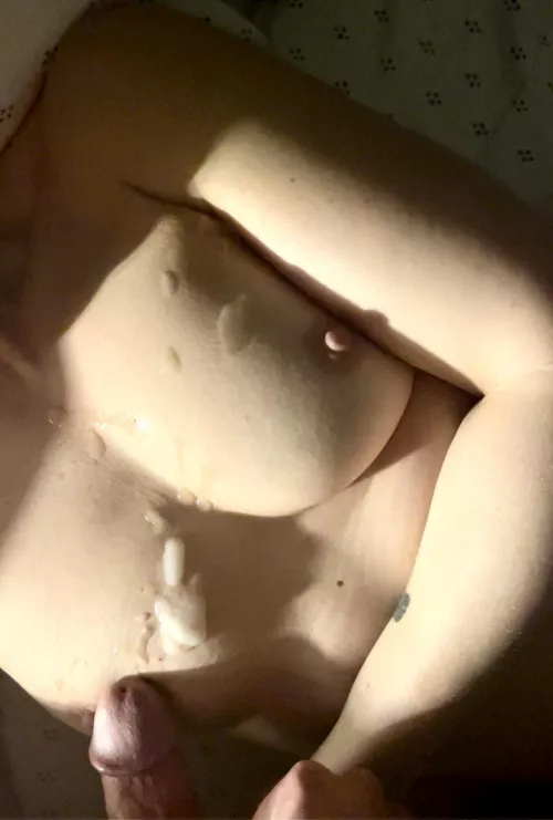 Round 2 is for the titties!