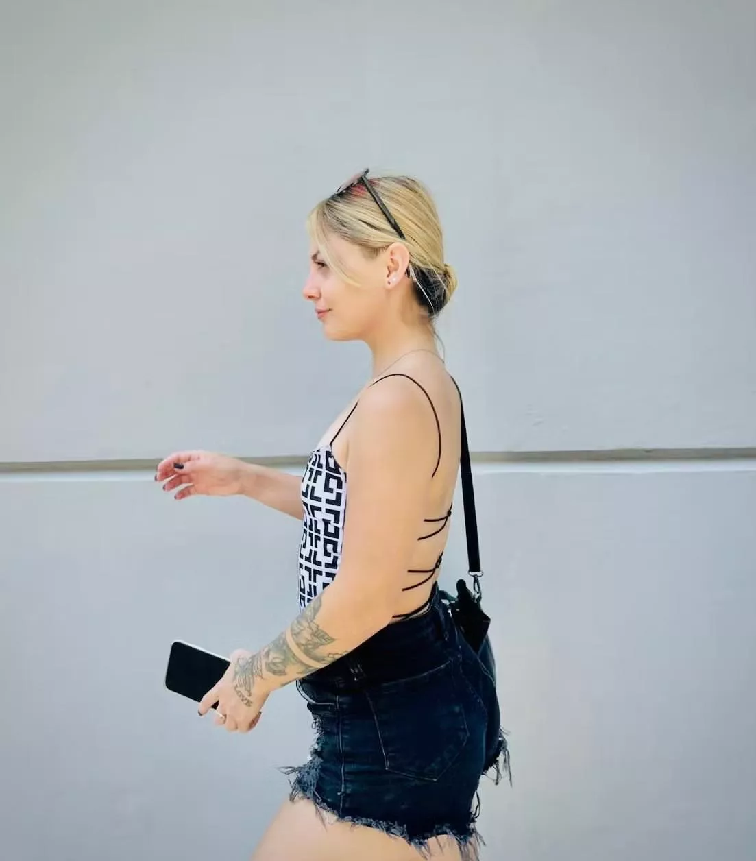 somebody who to go to the church ?