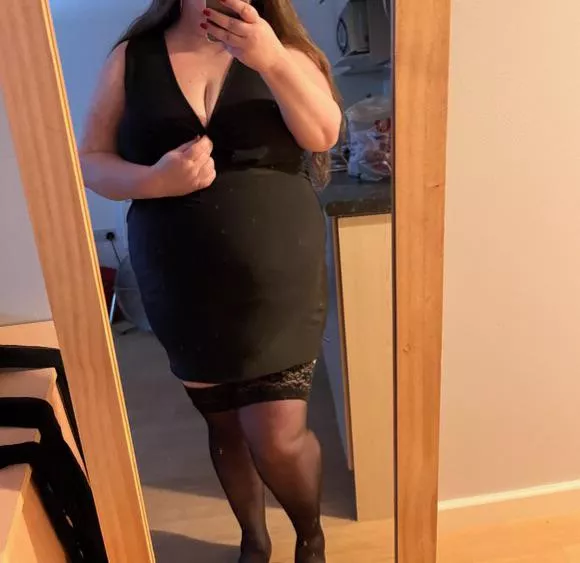 The bigger the belly gets the shorter the skirt gets 