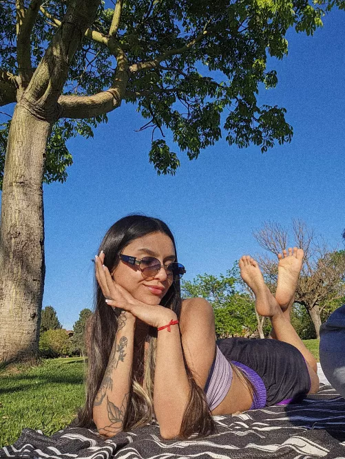 There’s nothing hotter than when my soles meet your lips