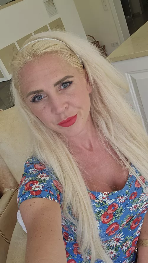 Timeless beauty doesn’t fade. It only gets more radiant with age.