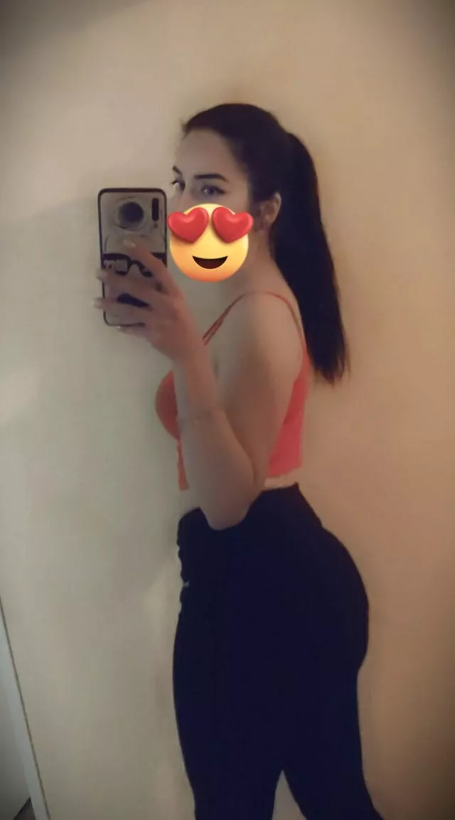 Wanna be your last online SB. GFE contents available.