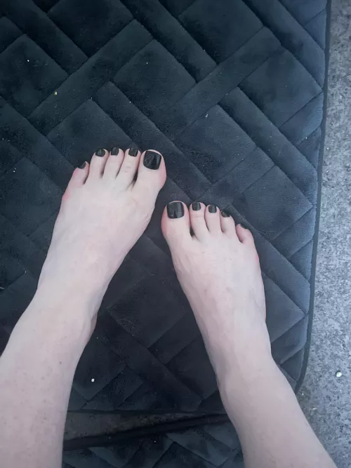Would you cum on them?😈💦