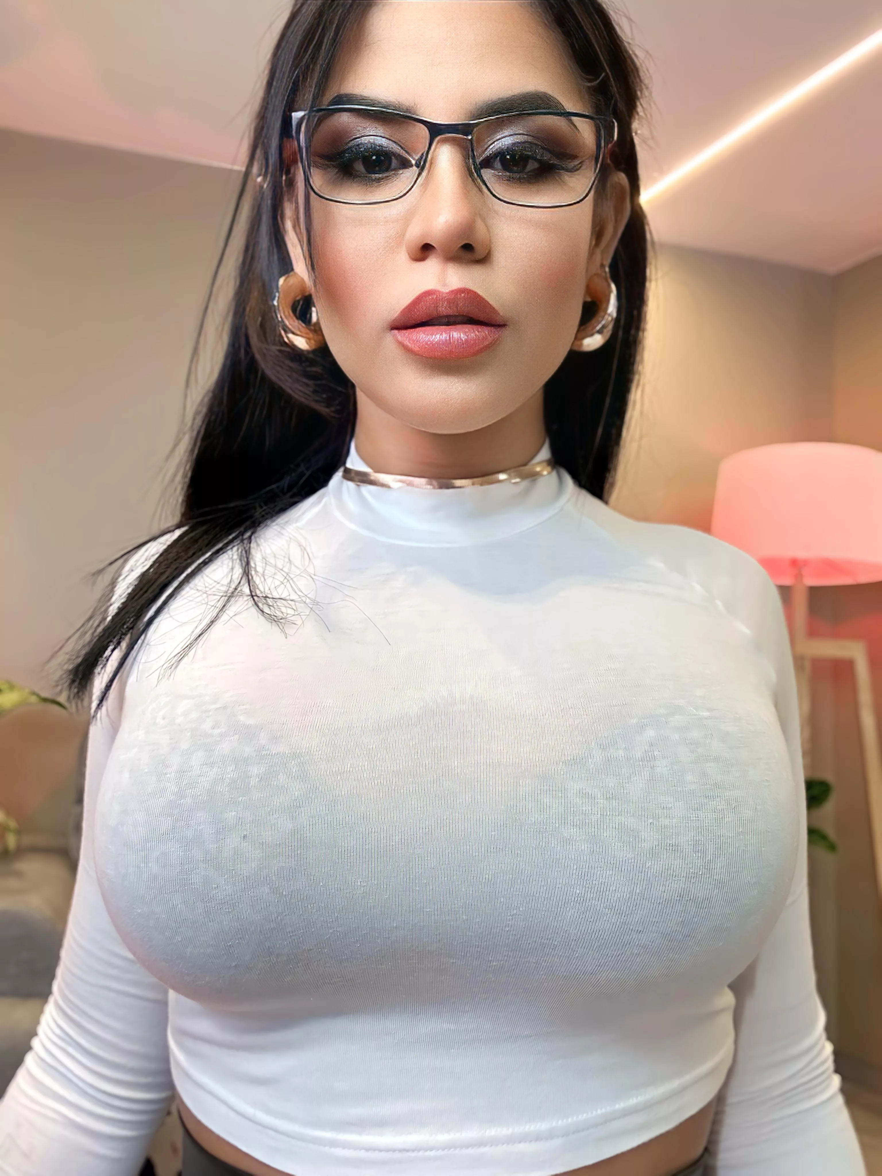 You need a new hot secretary on your office?