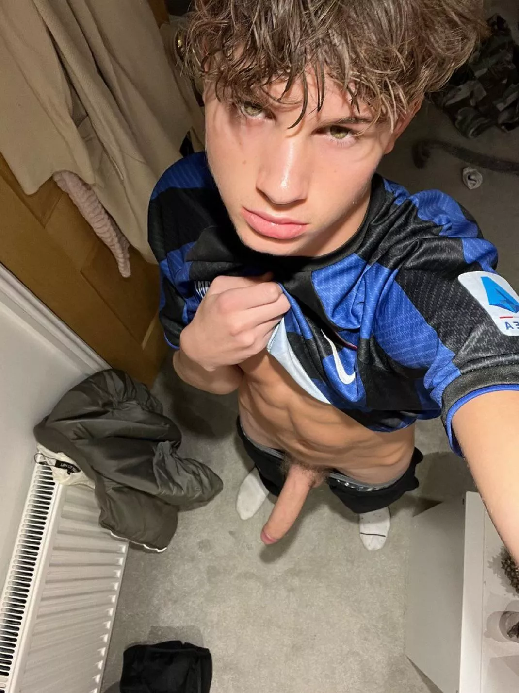 You should be on your knees 😈