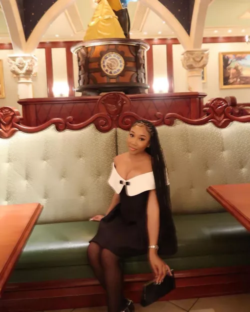 Your Ebony Princess is ready to be worshiped and spoiled 🤍