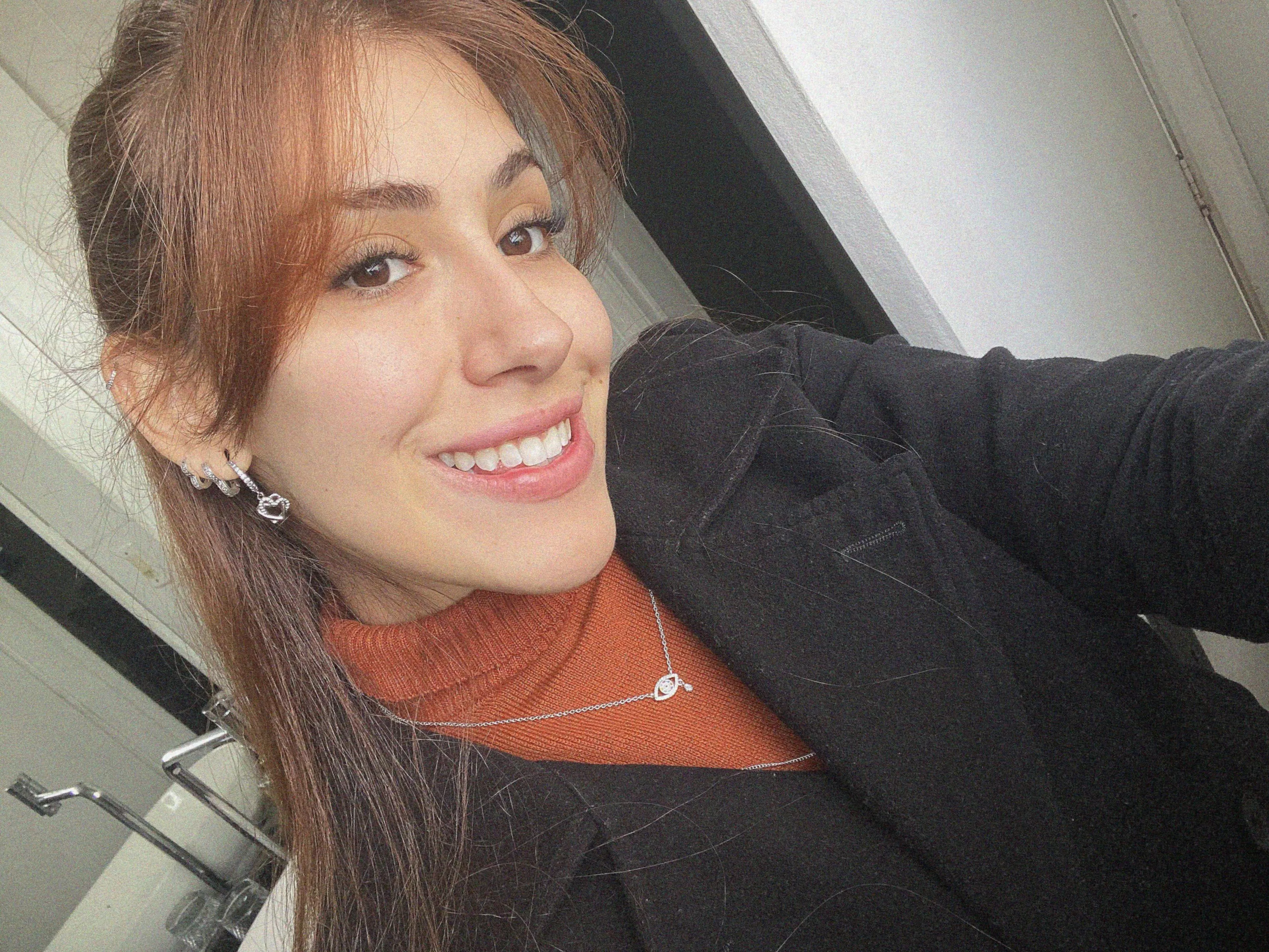 23 [F4M] Hartford - Nothing like a cozy day in my favorite black jacket to unwind. Who’s up for a chat? I love meeting new faces! 